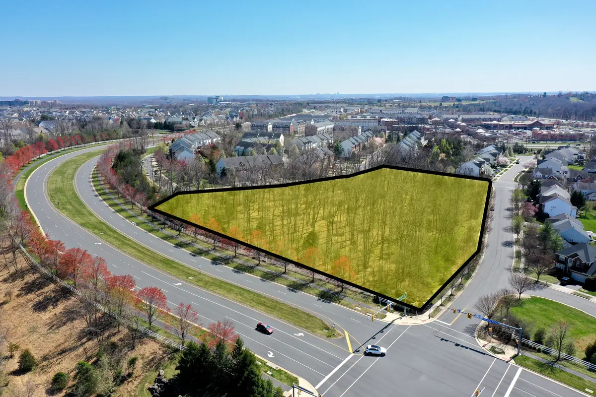 4.41 acres of church land sold by Serafin Real Estate at Riverside Pkwy and Coton Manor Dr in Lansdowne, Virginia